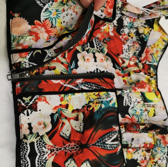 Millau spaghetti strap cropped top - Picture 4 of 5